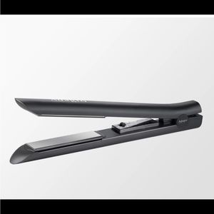 New :Adagio California CERAMIC FLAT IRON